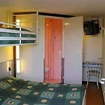 Premiere Classe Lille Sud - Отель
