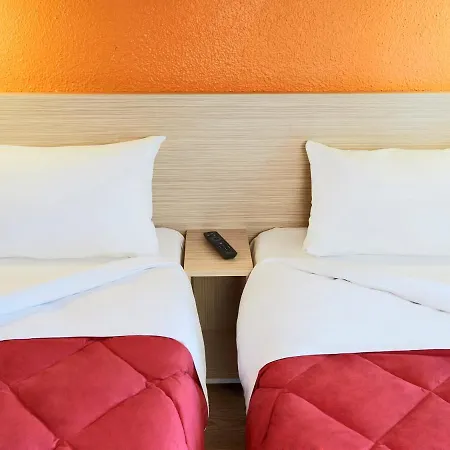 Premiere Classe Lille Sud -