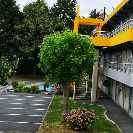 Premiere Classe Lille Sud - Hotel *