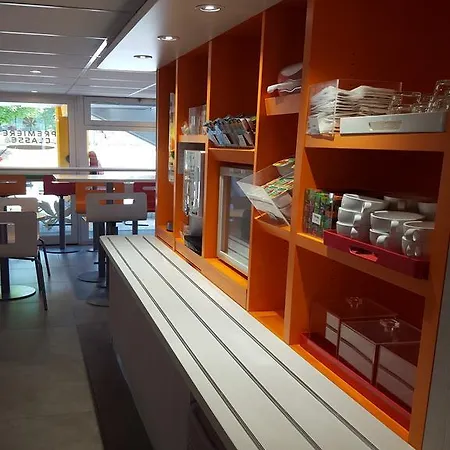 Hotel Premiere Classe Lille Sud - *