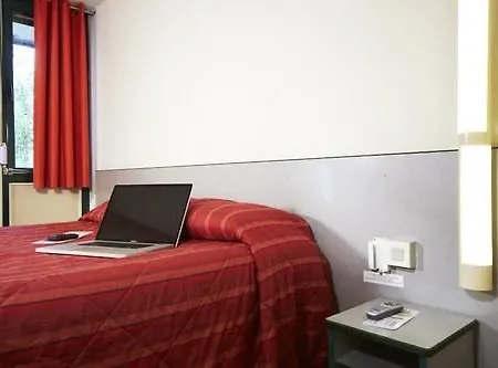 Premiere Classe Lille Sud - Hotel Seclin