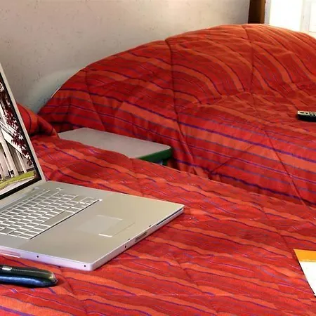 Premiere Classe Lille Sud -