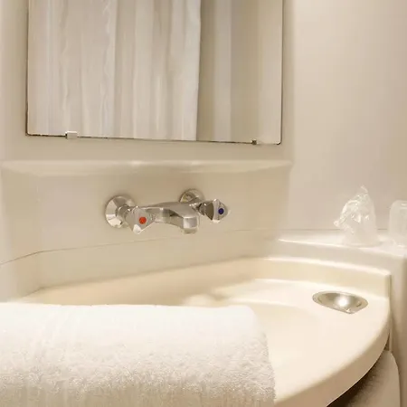 Premiere Classe Lille Sud - Hotel Seclin