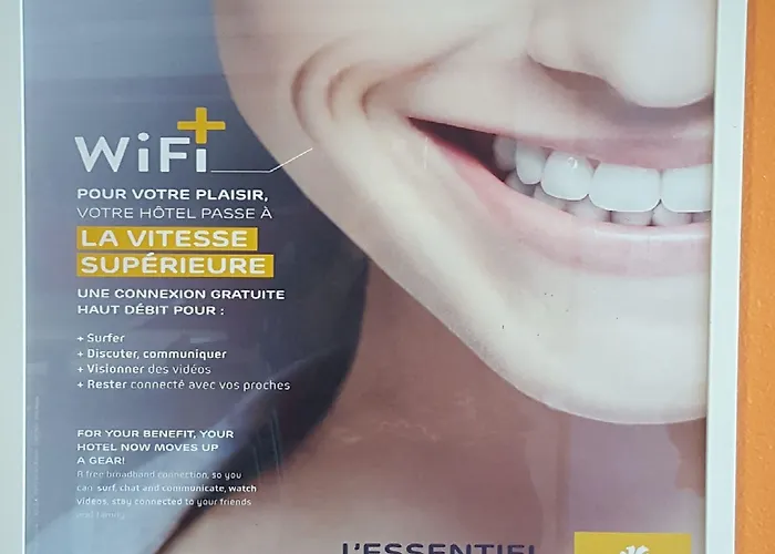 Hotel Premiere Classe Lille Sud - *