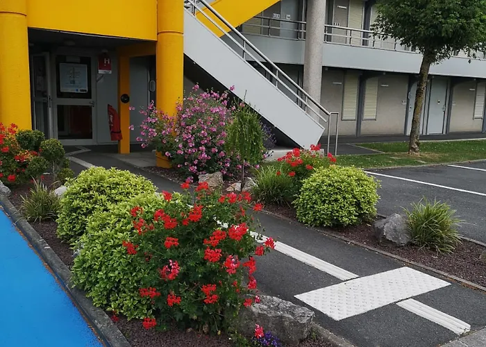 Premiere Classe Lille Sud - *