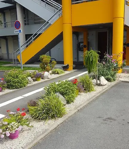 Premiere Classe Lille Sud - *