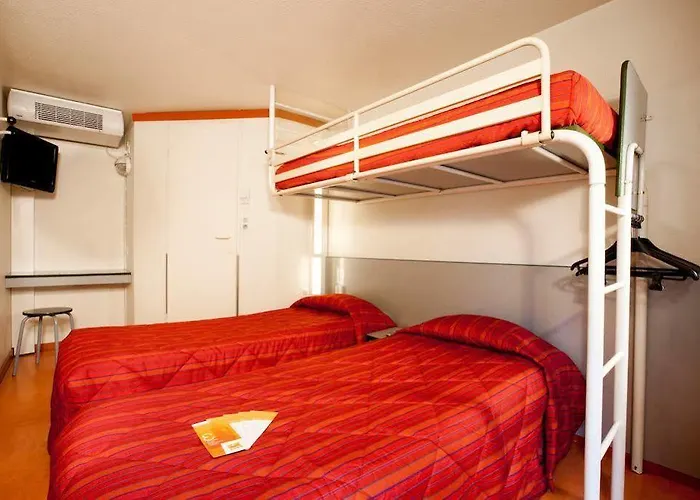 Premiere Classe Lille Sud - *